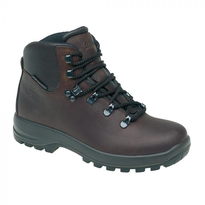 Women's walking boots