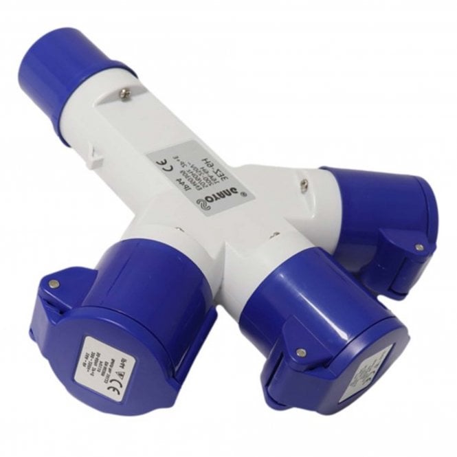 Crusader  16A 3 way Adapter