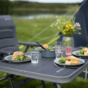 Tableware