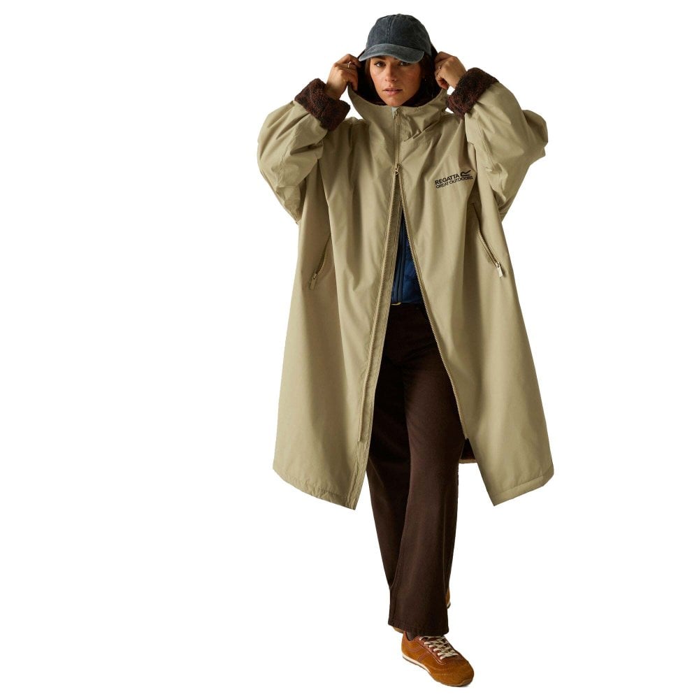 Regatta Unisex Beige Adult Waterproof Changing Robe In | : Large - Image 9