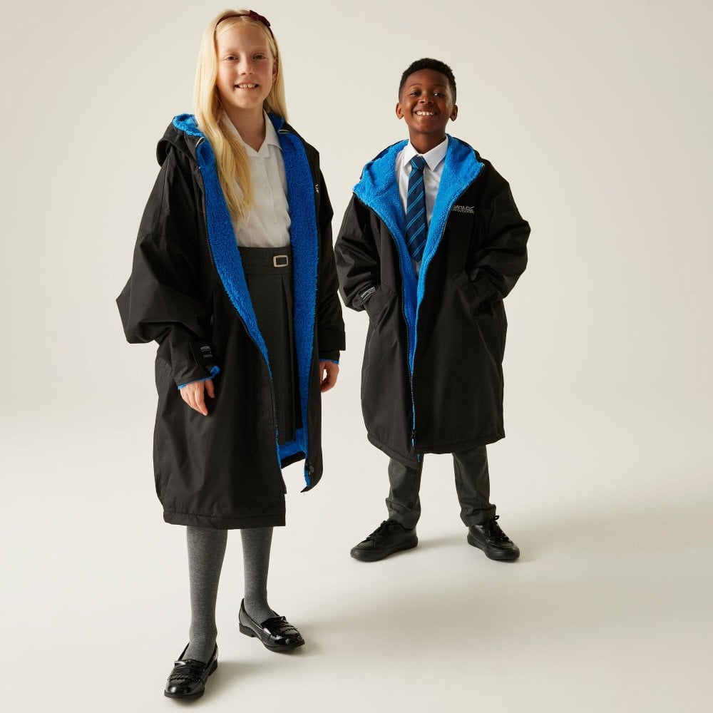 Regatta Unisex Kids Fleece Lined Oversized Fit Waterproof Robe Black Size 5-9 Years - Image 4