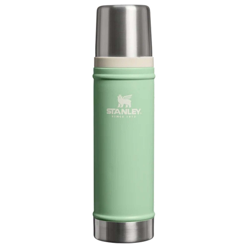 Stanley Legendary Classic Bottle 0.59L: Colour: Pistachio Size 18 - Outdoor Action